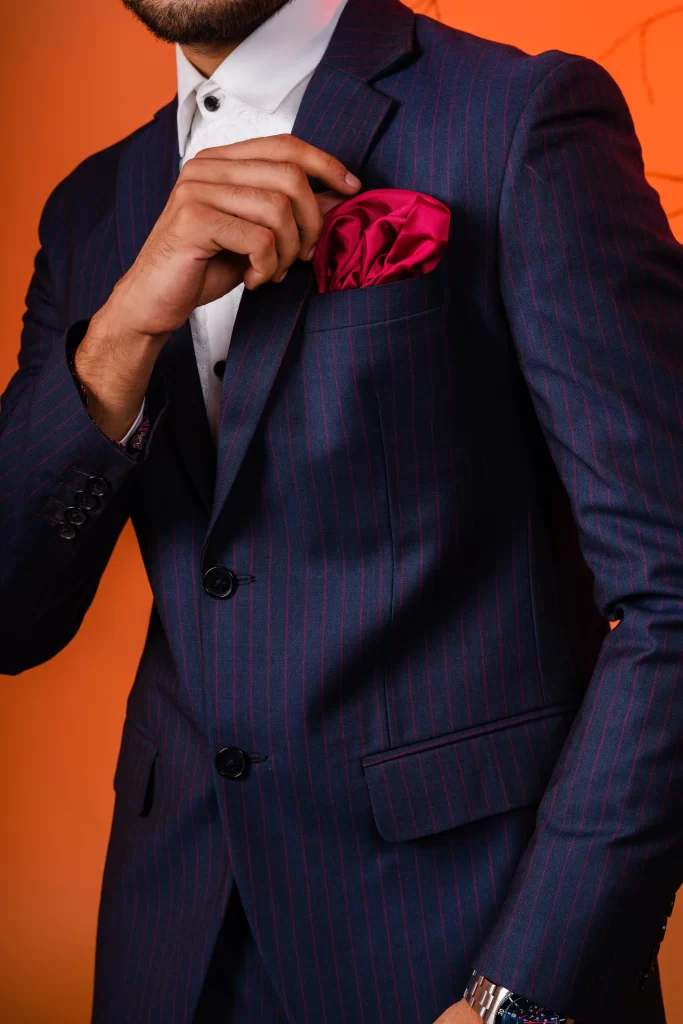 blueandredstripeformalsuit